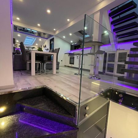 Star Apartment Пиран Екстериор снимка