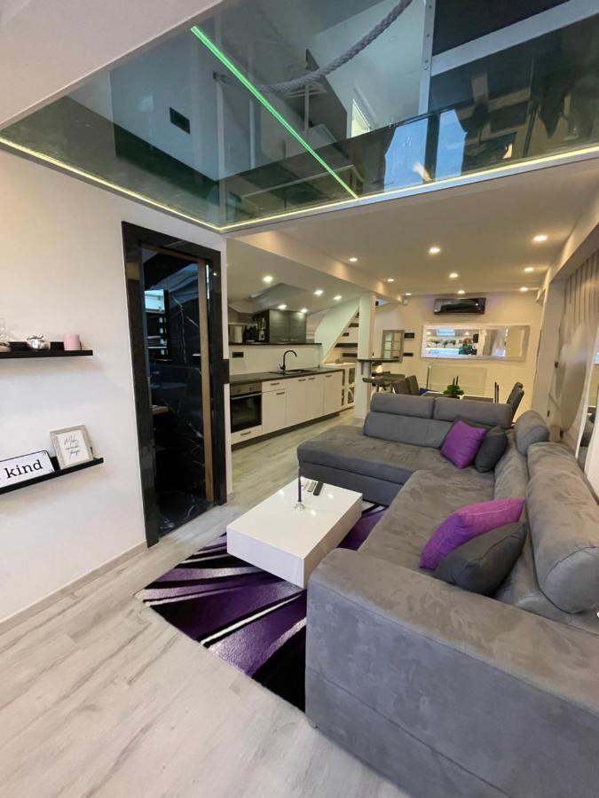 Star Apartment Пиран Екстериор снимка